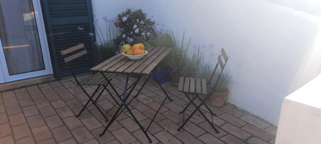 Rural Peace In The Algarve - Private Room With Kitchenette And Bathroom Aldeia dos Matos Eksteriør bilde